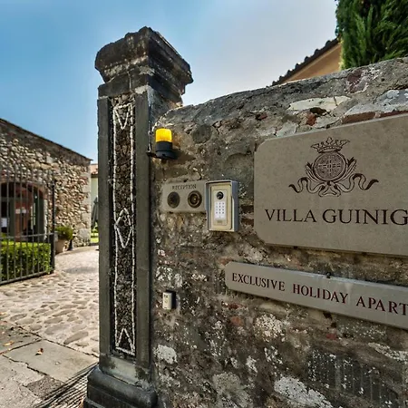 Ξενοδοχείο με διαμερίσματα Tenuta Guinigi Antico Borgo Di Matraia - Exclusive Holidays & Pool 3*