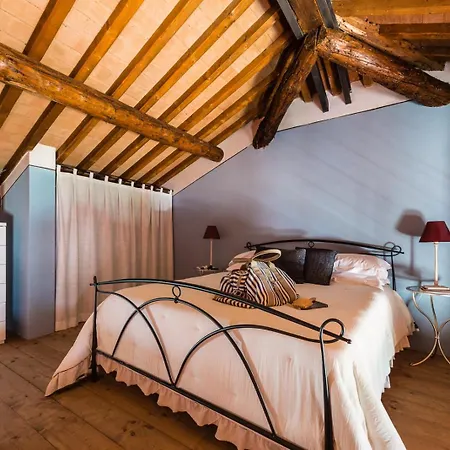 Tenuta Guinigi Antico Borgo Di Matraia - Exclusive Holidays & Pool Aparthotel 3*