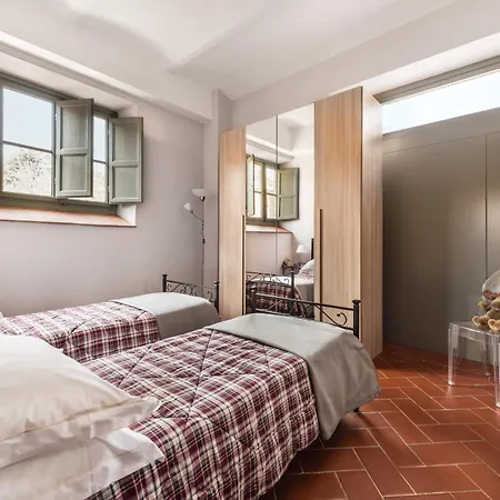 Aparthotel Tenuta Guinigi Antico Borgo Di Matraia - Exclusive Holidays & Pool