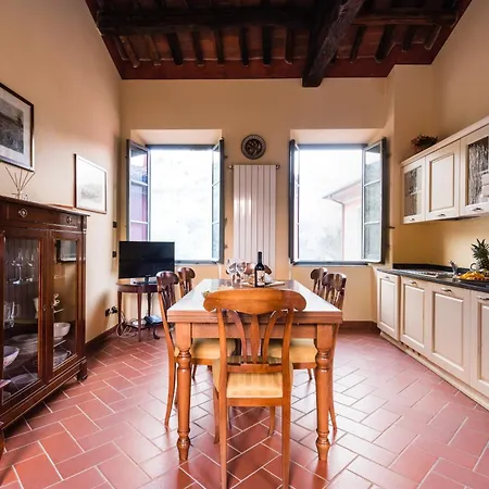 Aparthotel Tenuta Guinigi Antico Borgo Di Matraia - Exclusive Holidays & Pool Lucca