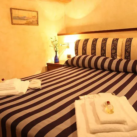 Tenuta Guinigi Antico Borgo Di Matraia - Exclusive Holidays & Pool ルッカ