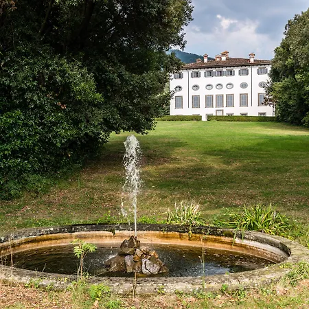 Tenuta Guinigi Antico Borgo Di Matraia - Exclusive Holidays & Pool アパートホテル