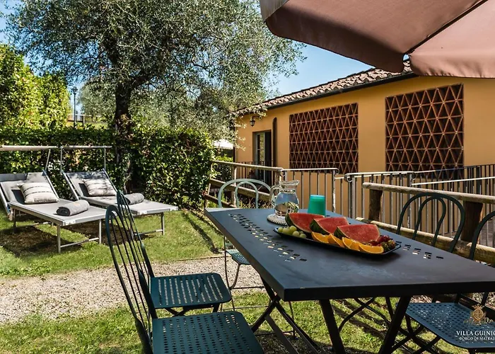 Tenuta Guinigi Antico Borgo Di Matraia - Exclusive Holidays & Pool Aparthotel Lucca